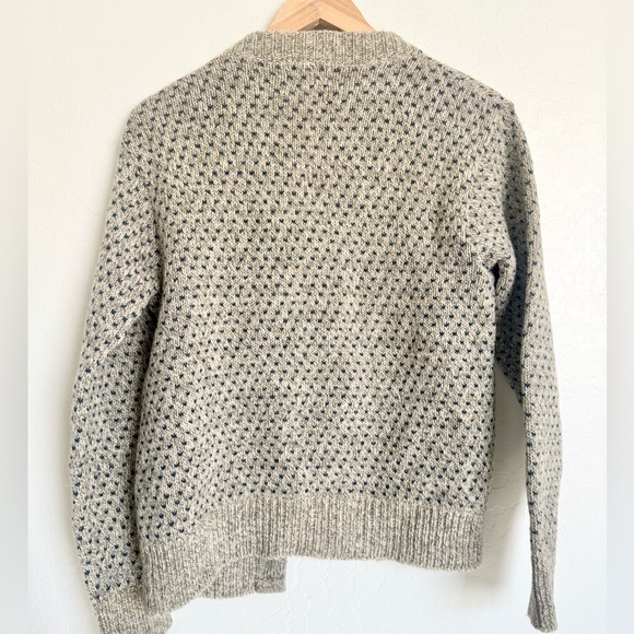 Vintage LL Bean Cardigan Wool Sweater Size Medium Tan with Blue Dots - Picture 3 of 6